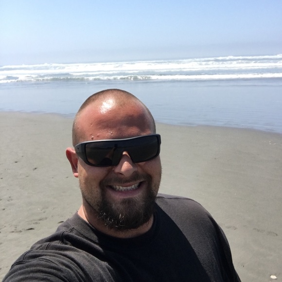 Meet your Posher, Doug - Picture 1 of 1